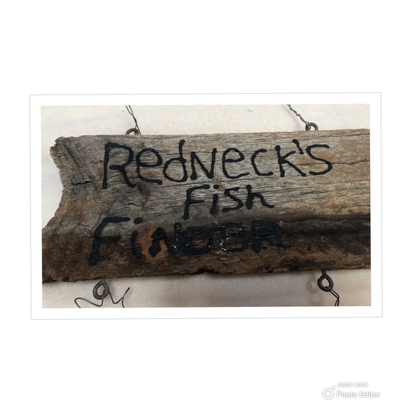 RUSTIC HOME DECOR FISHING REDNECK FISH FINDER CAVE - Picture 5 of 9